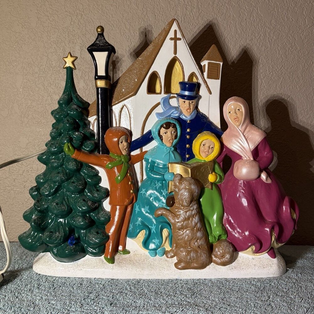 Vintage 1965 Lighted Christmas Tree Carolers Atlantic Mold Music Box Ceramic